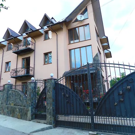 Bed & Breakfast Glanz Yaremche